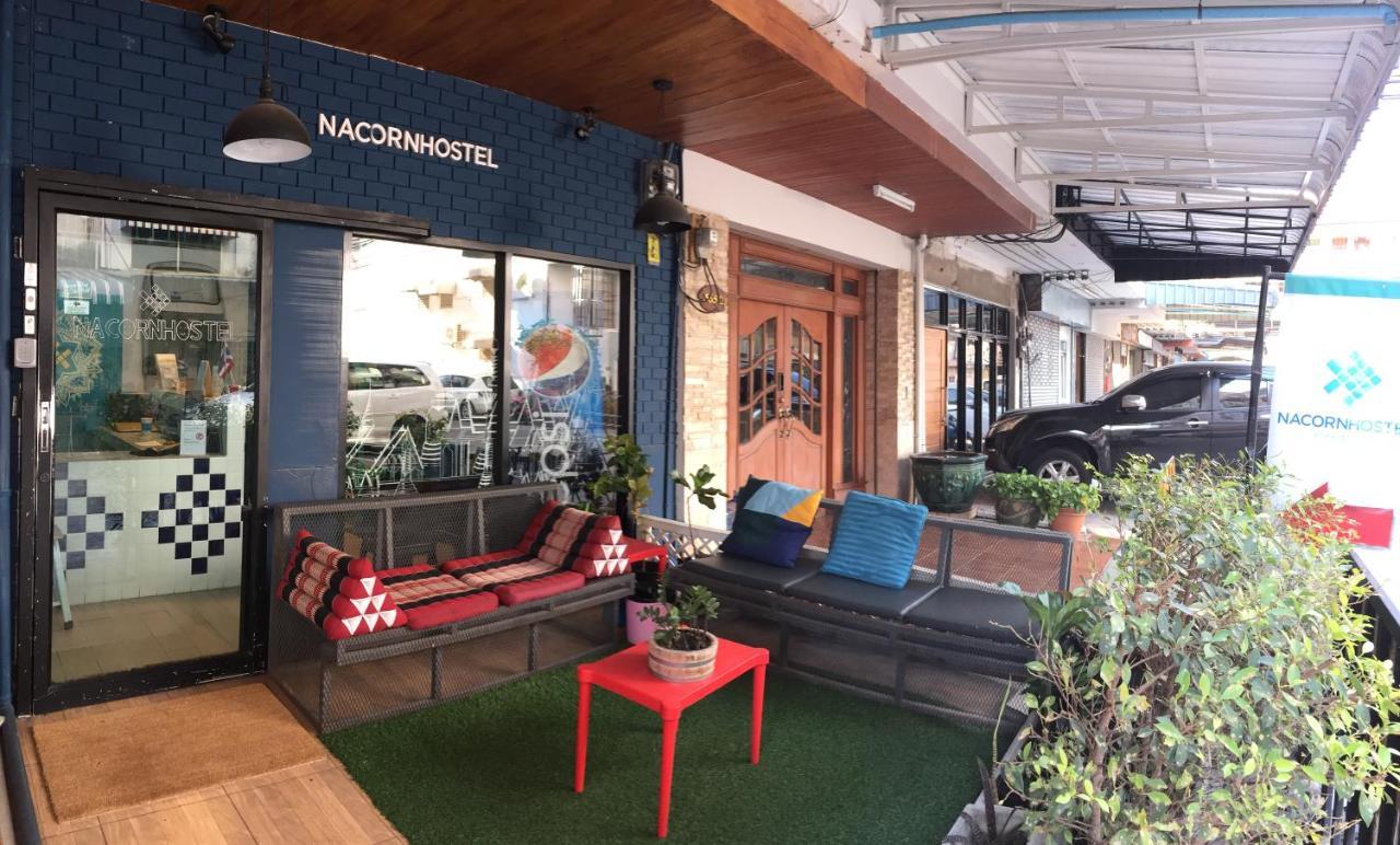 Nacorn Hostel Bangkok Exterior foto