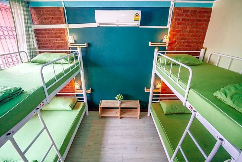 Nacorn Hostel Bangkok Exterior foto